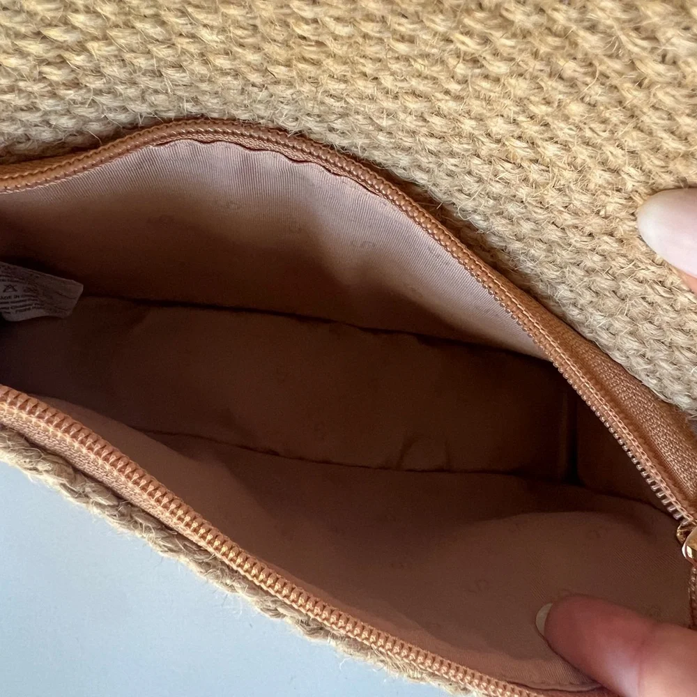 Dior Beige Woven Shoulder Bag with Acrylic Chain - Picture 12 of 16